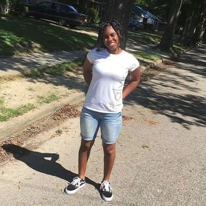 Meet your Posher, Janine